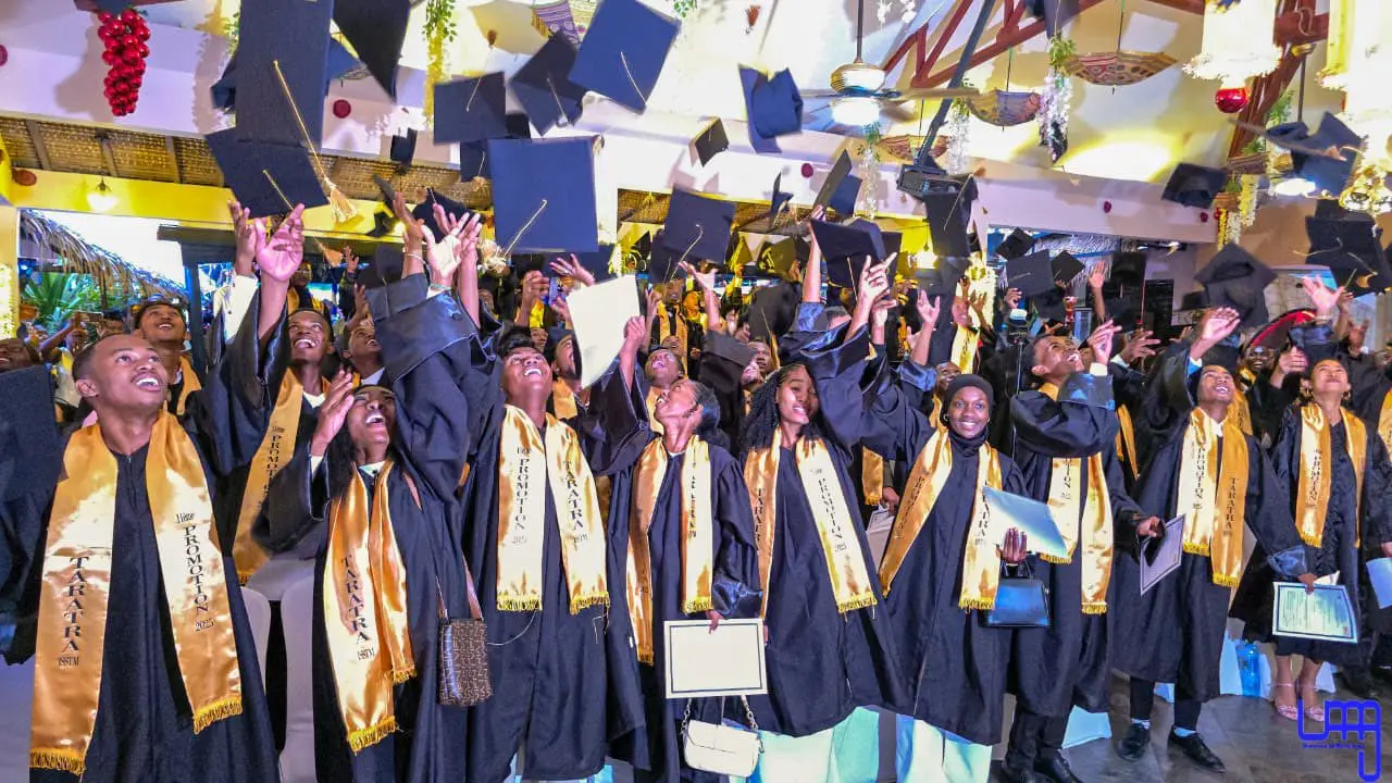 Sortie des promotions 2025 : 11e Licence et 3e Master à l’ISSTM Mahajanga